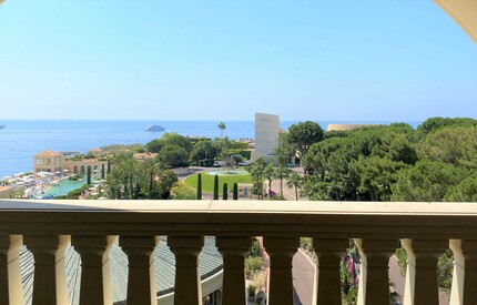 Роскошная двухкомнатная квартира Monte Carlo Bay