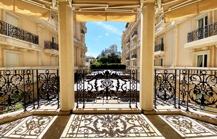 Метрополь Монако : Четырех комнатная квартира